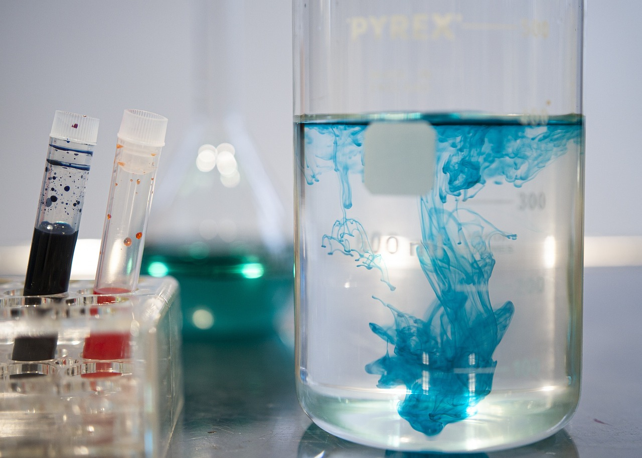 Hurtownia chemiczna – kompleksowe zaopatrzenie dla przemysłu i laboratoriów