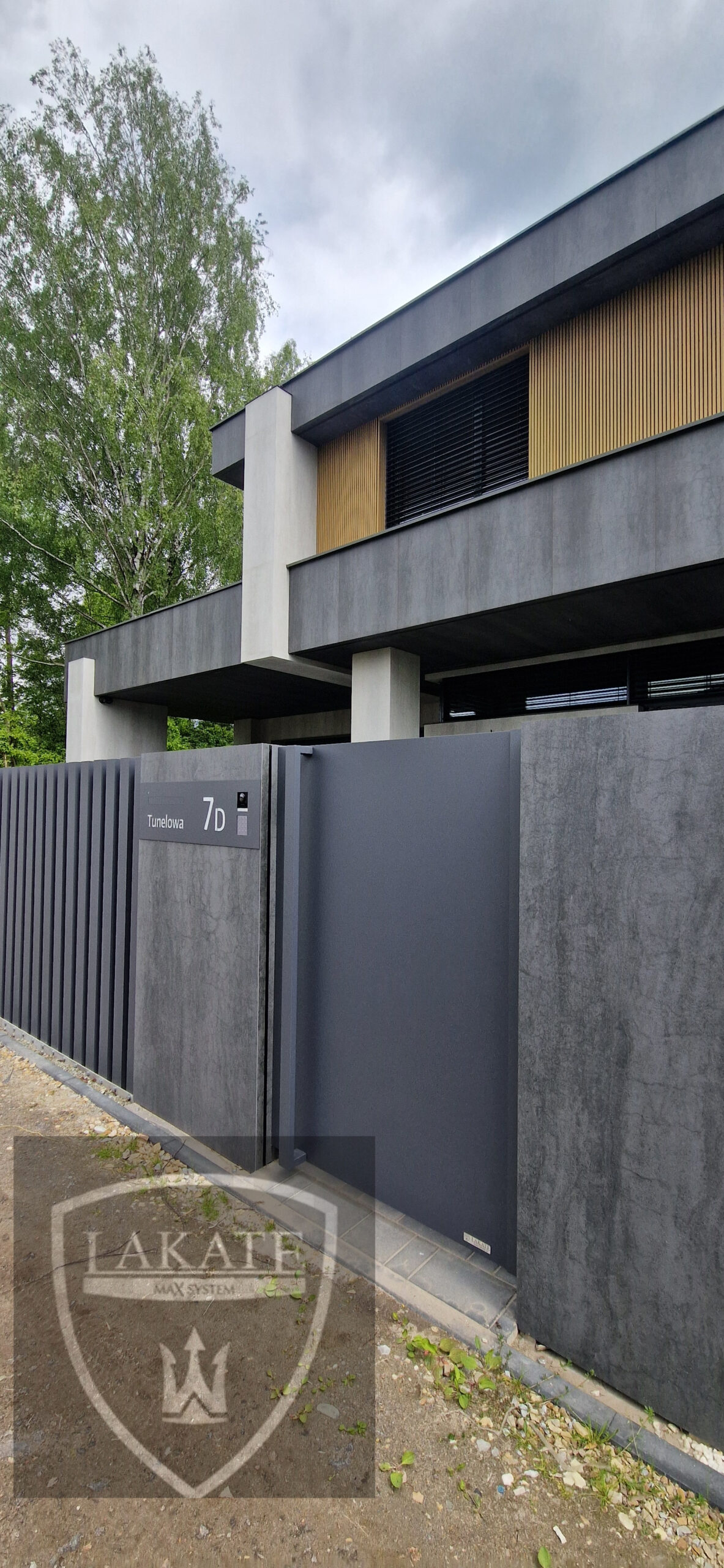 Lakate spieki kwarcowe- elegancja i trwałość w orodzeniach, pergolach i elewacjach