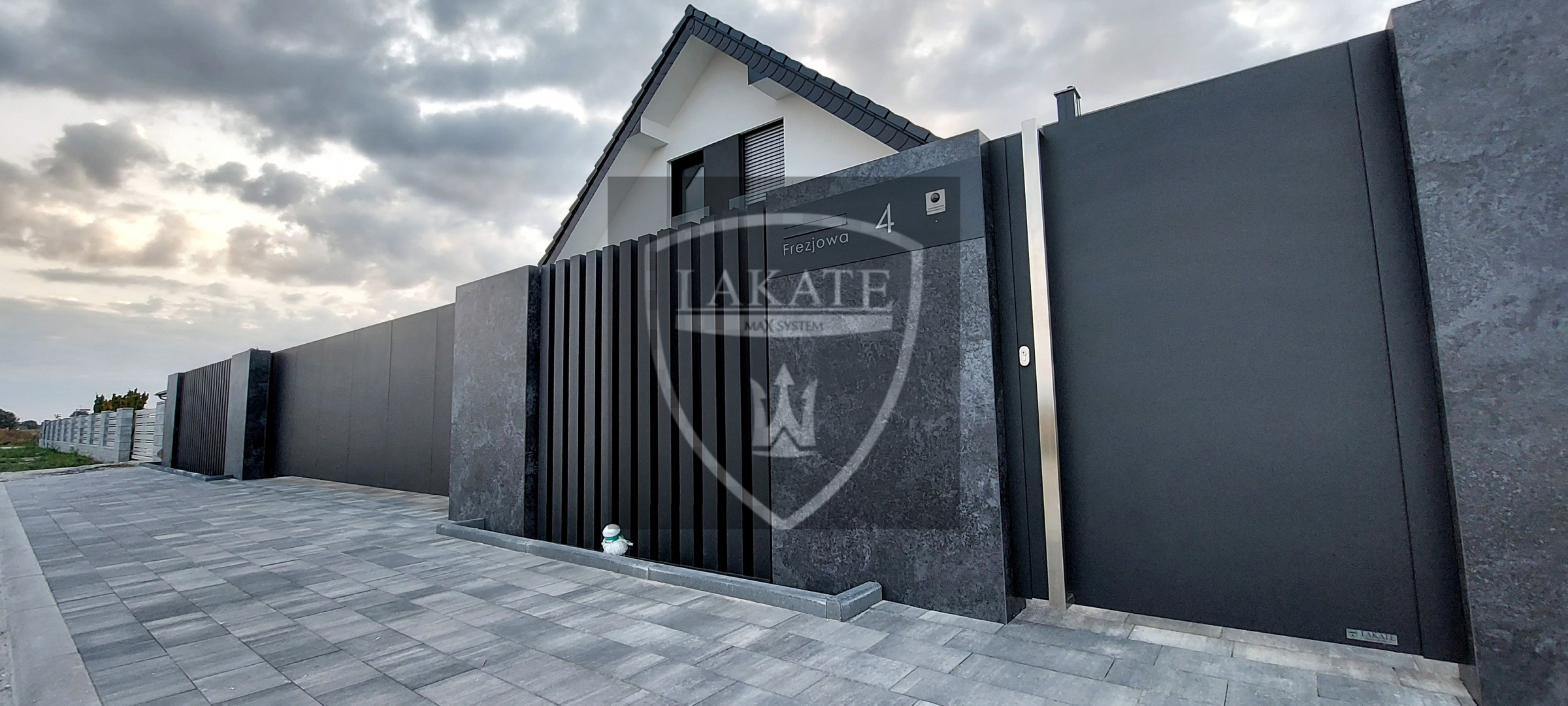 Lakate spieki kwarcowe- elegancja i trwałość w orodzeniach, pergolach i elewacjach